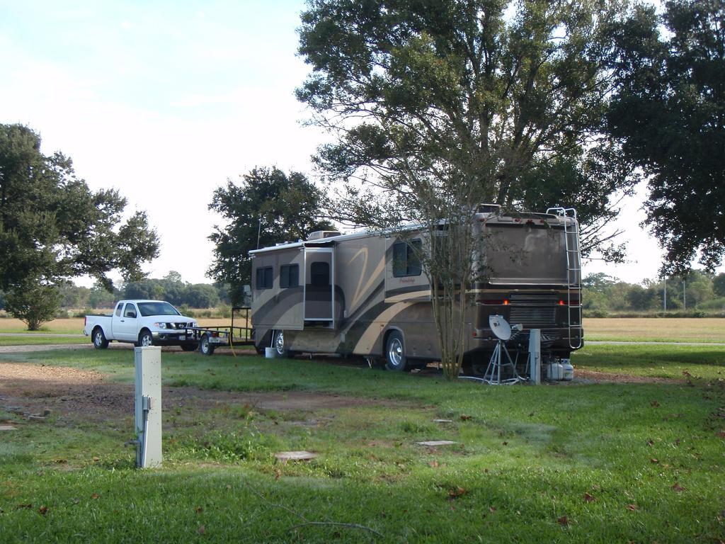 L'Acadie Inn&RV Park Eunice Bagian luar foto